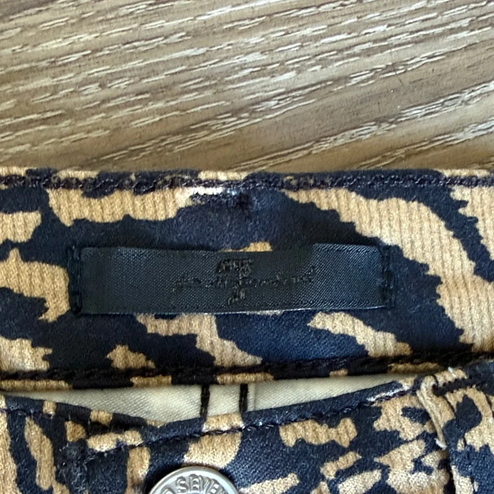 7 For All Mankind Leopard Print Ankle Skinny Jeans Size: 28 - Picture 3 of 8